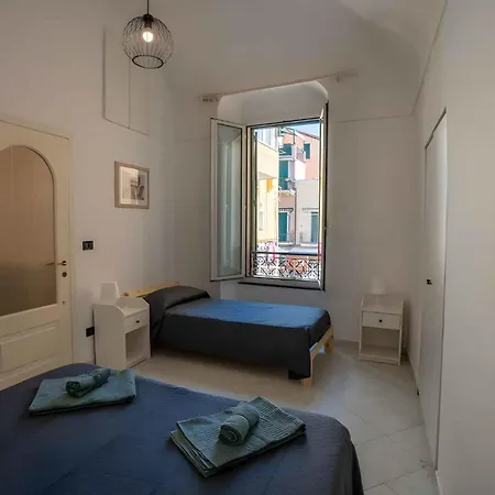 In - Ligurische Riviera 48201 شقة